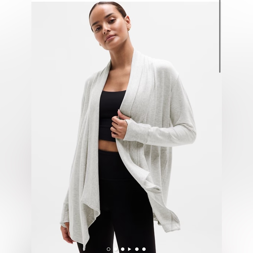 Athleta Pranayama Restore Wrap